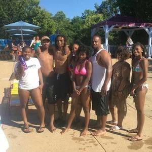 Meet your Posher, Diona